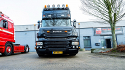 20260201-Tom-Holding-00079